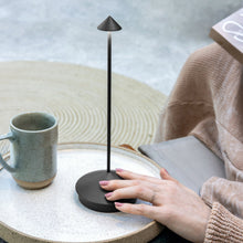 Charger l'image dans la galerie, Pina lampe de table Gris foncé - Zafferano