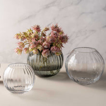 Charger l'image dans la galerie, Vase boule POESIA 18 cm - Leonardo