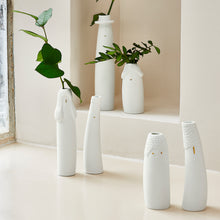 Charger l&#39;image dans la galerie, Vases en porcelaine family ties &quot;garnd-mère et grand-père&quot; - Räder
