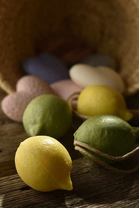 Savon citron jaune 120 grs sur corde - Maître Savonitto
