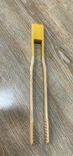 Charger l'image dans la galerie, Pince attrape-tout en bambou 24 cm - Pebbly