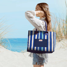 Charger l&#39;image dans la galerie, Sac isotherme Sea Breeze &quot;On the go&quot; - Guzzini