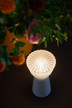 Charger l&#39;image dans la galerie, Lampe Swiing H20 Menthe glaciale - Fermob
