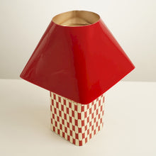 Charger l'image dans la galerie, Lampe damier Aliboro rouge 35 cm - Drimmer