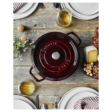 Charger l&#39;image dans la galerie, Cocotte 24 cm, ronde, grenadine, fonte - Staub