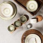Charger l'image dans la galerie, Saladier vert Tamara  24 cm - Table Passion