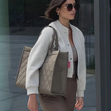Charger l'image dans la galerie, Daily shopper Rhombus olive - Reisenthel