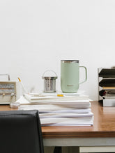 Charger l'image dans la galerie, Mug tisanière isotherme Matt Tilleul 470 ml - Qwetch