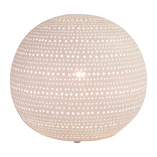 Charger l&#39;image dans la galerie, Lampe boule point blanc en porcelaine - Sema Design