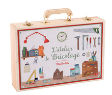 Charger l&#39;image dans la galerie, Grande valise bricolage 14 outils - Moulin Roty